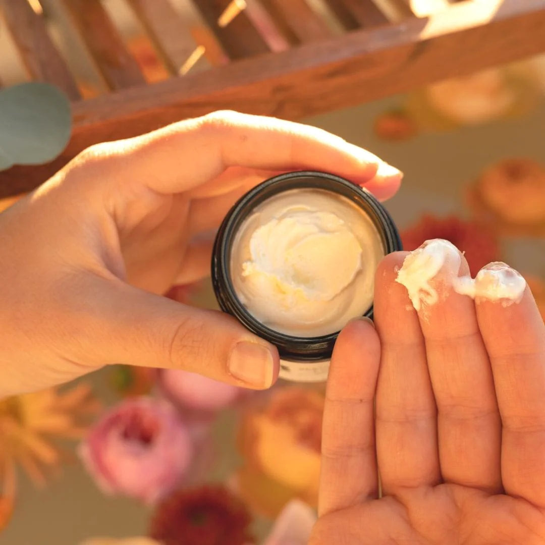 8 DAYS Love Body Butter